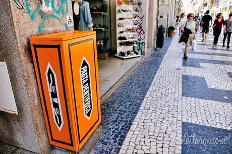 electrical box street art by Catarina Rodrigues and Thiago Marcial