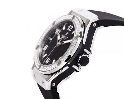 Model Nos.: 361.SE.2010.RW (White) and 361.SX.1270.RX (Black) | 5 Luxury Watches Every Woman