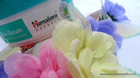 Himalaya Nourishing Skin Cream