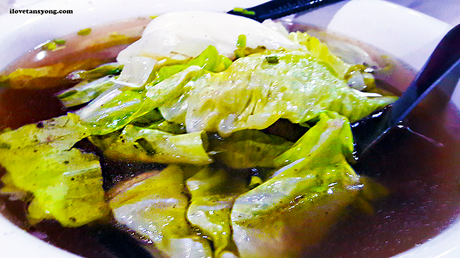 R & J Bulalohan Provides Original Batangas Beef Soup in Mandaluyong City