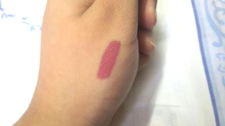 Chambor Extreme Wear Liquid Transfer Proof Lipstick 402 Review and Swatches