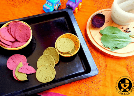 Baked Sathumaavu Veggie Crackers