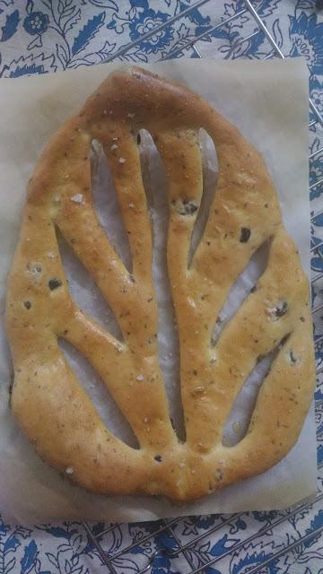 Fougasse French Flat Bread with Olives