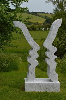 on form - Sculpture exhibtion at Asthall Manor