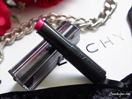 #JointheGang: Blow a Kiss to Boldness with the Givenchy Rouge Interdit Vinyl