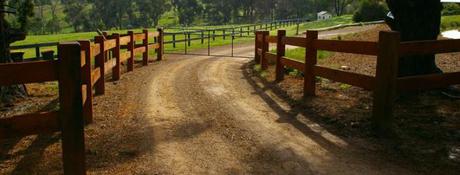 How To Choose Good Fencing & Gates For A Farm 04.png