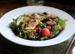 Baby Reds & Baby Greens Salad with Roasted Garlic Basil Dressing