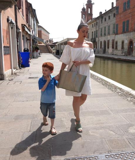 Off the Shoulder For a Visit to Comacchio Off the Shoulder For a Visit to Comacchio