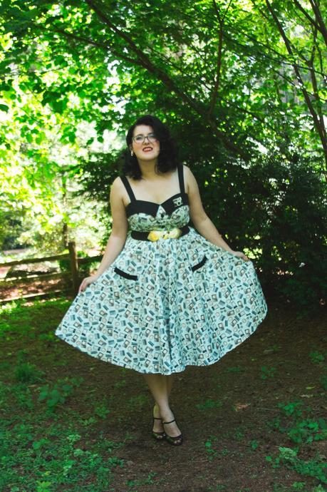 Retro on a Budget | Outfit Retro on a Budget | www.eccentricowl.com