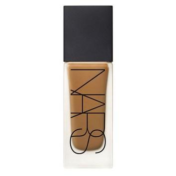 10 Best Foundations For Dark Skin Tones