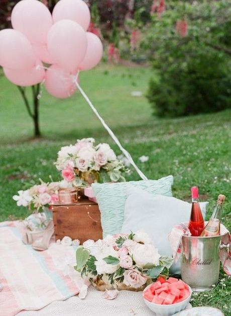 Picnic Inspired Weddings Picnic Inspired Weddings