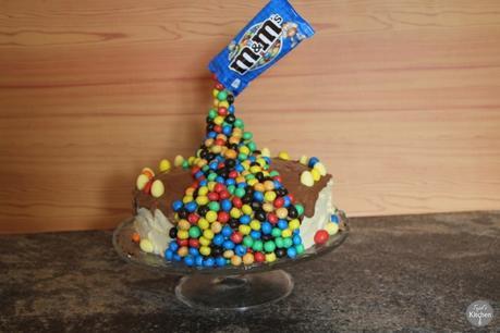 Anti-Gravity M&Ms Peanut Butter Chocolate Cake Anti-Gravity M&Ms Peanut Butter Chocolate Cake