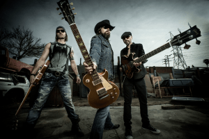 CMT Music Fest 2016 Performer Q&A with The Road Hammers, Kira Isabella & Lindi Ortega!