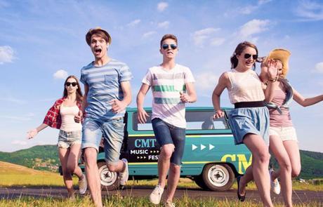 CMT Music Fest 2016 Performer Q&A with The Road Hammers, Kira Isabella & Lindi Ortega!