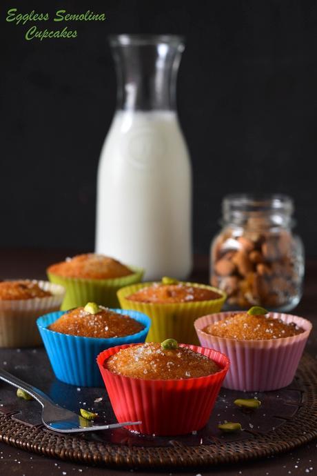 eggless-semolina-sooji-cupcakes