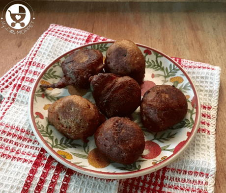 Banana Fritters with Jaggery