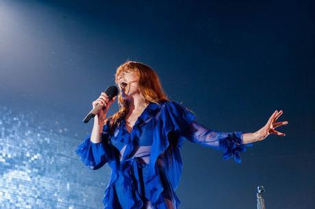 Florence Welch Danced her Bare Feet all Over the Stage at Barclays Center [Photos]