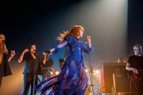Florence Welch Danced her Bare Feet all Over the Stage at Barclays Center [Photos]