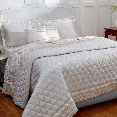 BRING OUT THE INTERIOR DESIGNER IN YOU WITH DECO WINDOW AND DECO HOME
