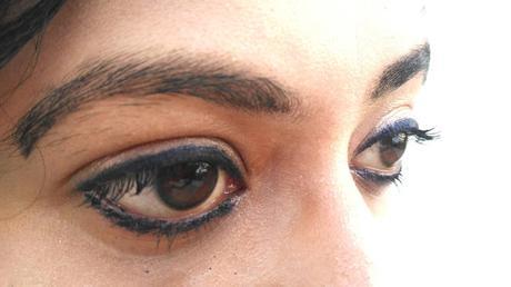 L'Oreal Paris Infallible Silkissime Eyeliner in Prune Review and EOTD