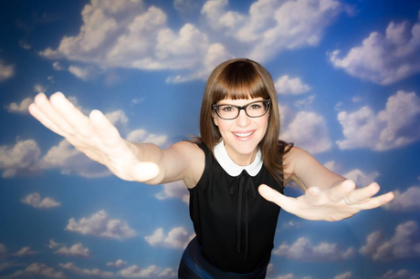 3,2,1 Let Go: Lisa Loeb is Coming to Vinyl and Toronto Q&A