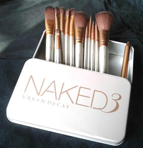Urban Decay Naked 3 Power Brush Set Review