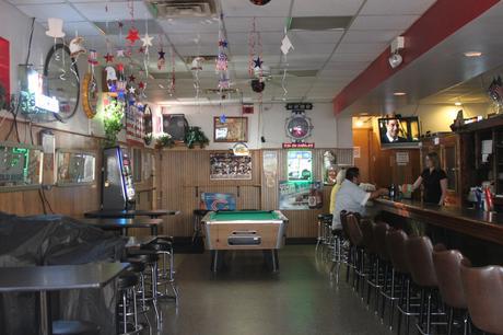 Dive Bars in Chicago