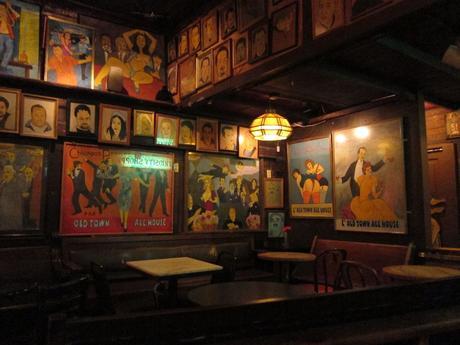 Dive Bars in Chicago