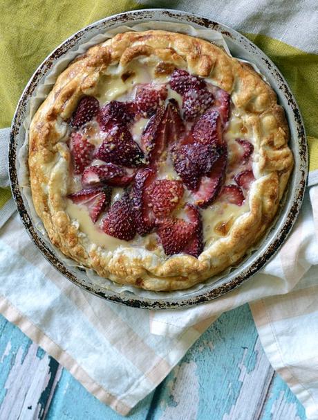 strawberry custard pie