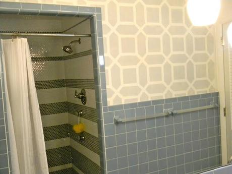 ???? and the traveling art/lamps