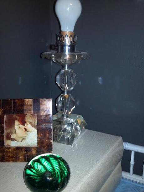 ???? and the traveling art/lamps