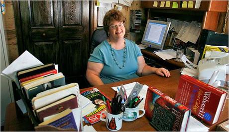 Charlaine Harris Appearing At C2E2 2012