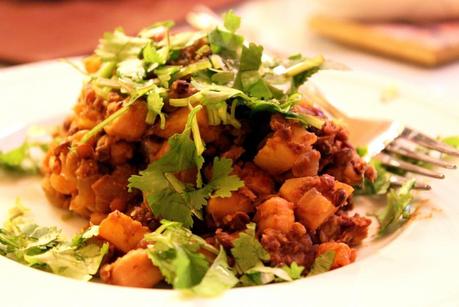 Chickpea and Lentil Saute with Apples and Curry