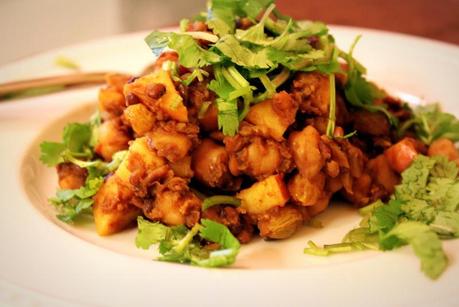 Chickpea and Lentil Saute with Apples and Curry