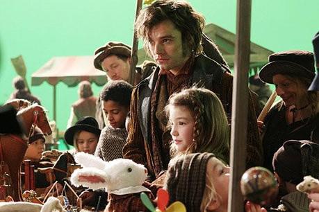 First Photos of Sebastian Stan as Mad Hatter on ‘Once Upon a Time’