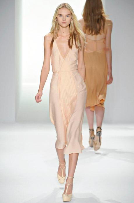 PRETTY PLEATS // Spring Trend