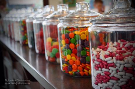 Wabash, Indiana: Charley Creek Inn Candy Shop 