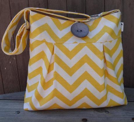 Yellow Chevron Messenger Bag Purse Handbag Adjustable Strap 5 Large Pockets