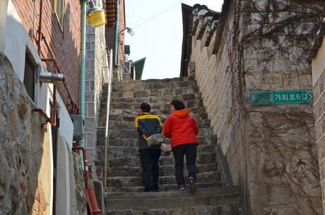 Strolling Around Bukchon