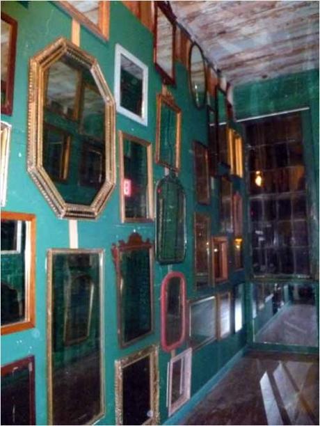 Hall of vintage mirrors