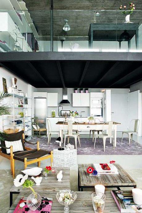 A modern Madrid loft with a mix of vintage furnishings