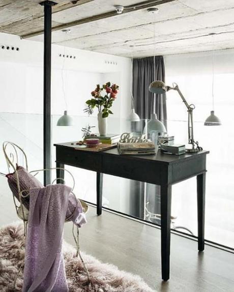 A modern Madrid loft with a mix of vintage furnishings