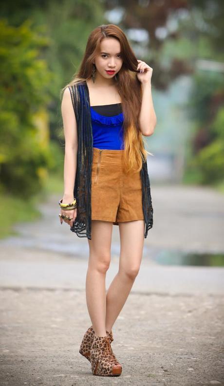 Look 366: Blues and Browns