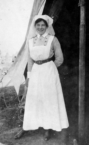 Portraits of Nurses at War