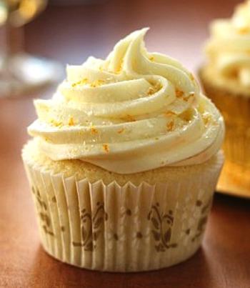 This Week’s Make Me, Bake Me: Mimosa Cupcakes