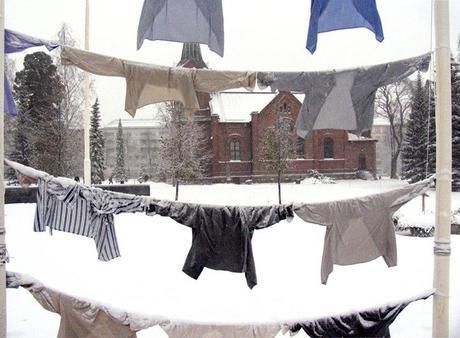 Artist Uses Clothesline Installations As Art | Art