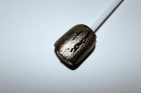 MUA Nail Quake Crackle Glitters