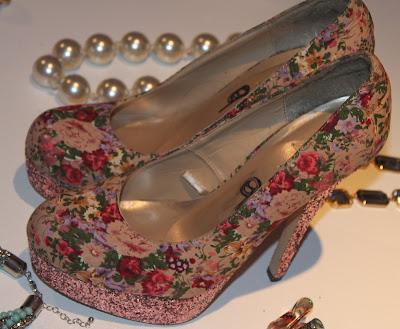 Shoe of the Day | Forever 21 Floral Pumps