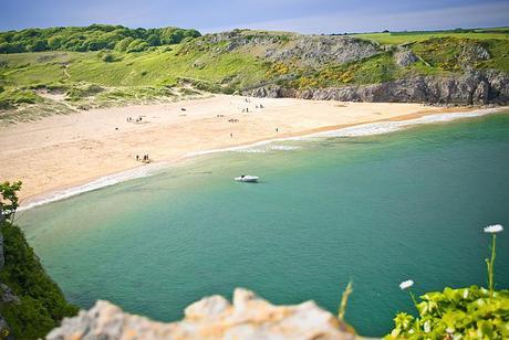 English: Barafundle beach on the coast of Pemb...