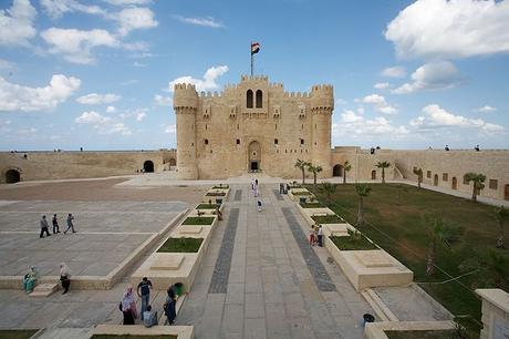 English: The Front of Citadel Qaitbay, from th...
